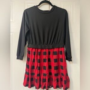 Girls Large Black/red Plaid Dress